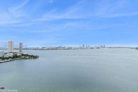 Condo à Miami, Floride, 2 chambres  № 2089700