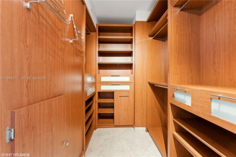 Copropriété à vendre à Miami, Floride: 2 chambres, 142.05 m2 № 2089700 - photo 26