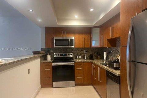 Condominio en venta en Sunny Isles Beach, Florida, 1 dormitorio, 93.37 m2 № 2030011 - foto 7