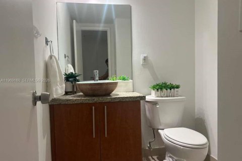 Condominio en venta en Sunny Isles Beach, Florida, 1 dormitorio, 93.37 m2 № 2030011 - foto 14