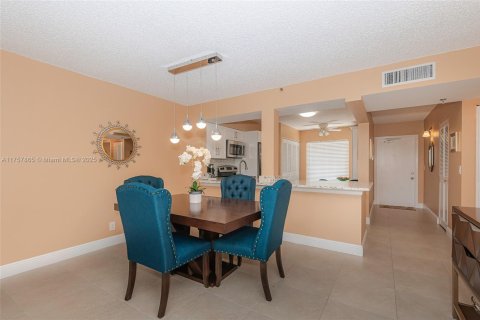 Condo in Delray Beach, Florida, 2 bedrooms  № 1707987 - photo 5