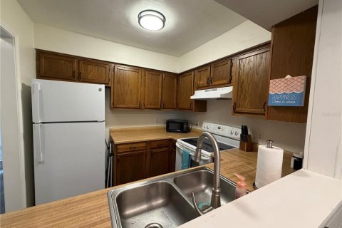 Townhouse in Pensacola, Florida 2 bedrooms, 98.1 sq.m. № 2210193 - photo 12