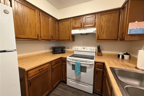 Townhouse in Pensacola, Florida 2 bedrooms, 98.1 sq.m. № 2210193 - photo 11