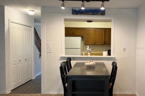 Townhouse in Pensacola, Florida 2 bedrooms, 98.1 sq.m. № 2210193 - photo 6