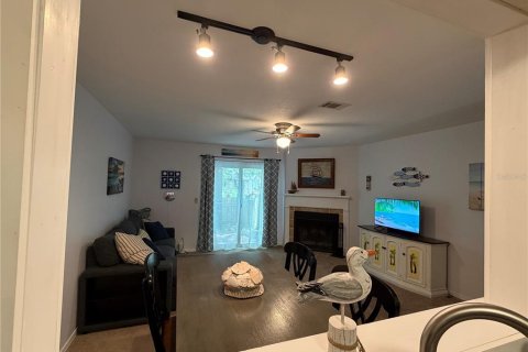 Townhouse in Pensacola, Florida 2 bedrooms, 98.1 sq.m. № 2210193 - photo 3