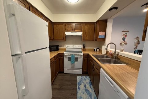 Townhouse in Pensacola, Florida 2 bedrooms, 98.1 sq.m. № 2210193 - photo 10
