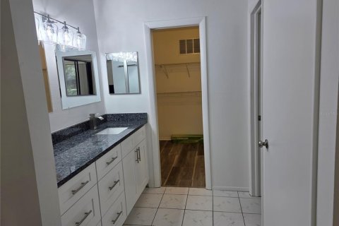 Купить кондоминиум в Ларго, Флорида 5 комнат, 88.72м2, № 2142265 - фото 19