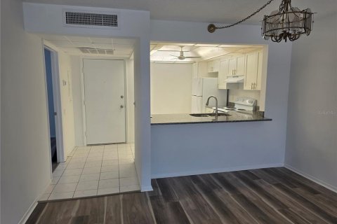 Купить кондоминиум в Ларго, Флорида 5 комнат, 88.72м2, № 2142265 - фото 8