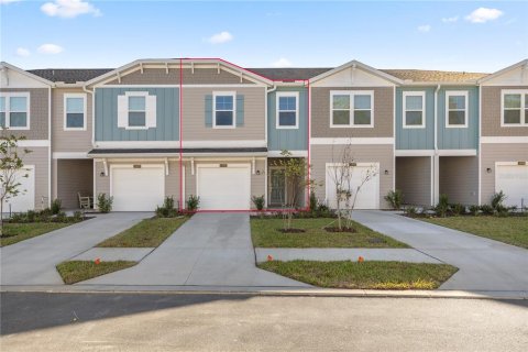 Townhouse in Ocala, Florida 3 bedrooms, 158.68 sq.m. № 1903235 - photo 2