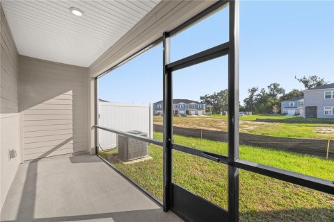 Townhouse in Ocala, Florida 3 bedrooms, 158.68 sq.m. № 1903235 - photo 26
