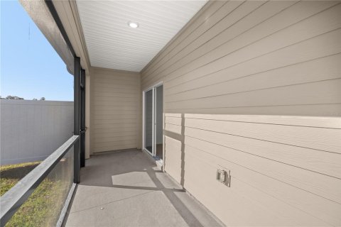 Townhouse in Ocala, Florida 3 bedrooms, 158.68 sq.m. № 1903235 - photo 27
