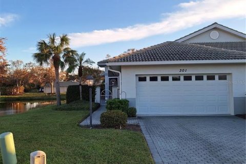 House in Venice, Florida 2 bedrooms, 145.39 sq.m. № 1530535 - photo 1