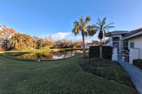 House in Venice, Florida 2 bedrooms, 145.39 sq.m. № 1530535 - photo 2