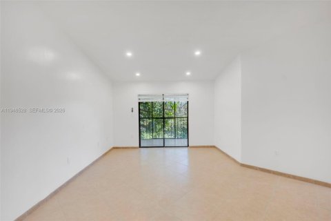 Купить кондоминиум в Майами, Флорида 2 спальни, 84.26м2, № 2005376 - фото 13