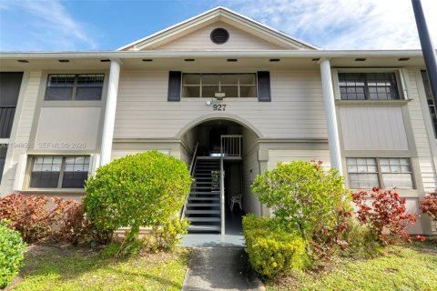 Купить кондоминиум в Майами, Флорида 2 спальни, 84.26м2, № 2005376 - фото 1