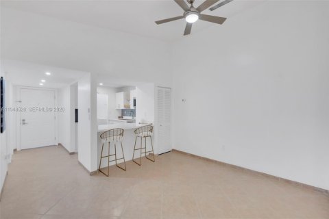 Купить кондоминиум в Майами, Флорида 2 спальни, 84.26м2, № 2005376 - фото 17