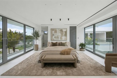 Villa ou maison à vendre à Weston, Floride: 6 chambres, 839.37 m2 № 2074676 - photo 17