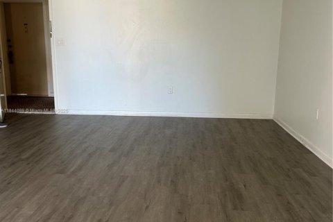 Copropriété à louer à Sunny Isles Beach, Floride: 1 chambre, 81.75 m2 № 1839331 - photo 4