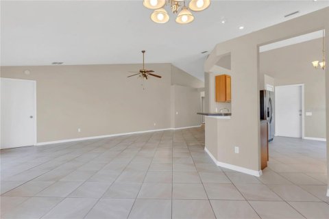 Villa ou maison à vendre à Apollo Beach, Floride: 3 chambres, 139.35 m2 № 1740760 - photo 7