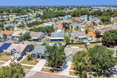 Villa ou maison à vendre à Apollo Beach, Floride: 3 chambres, 139.35 m2 № 1740760 - photo 25