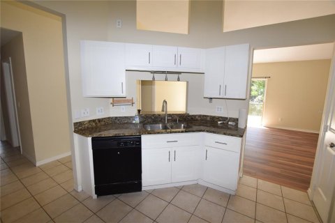 Casa en alquiler en Winter Springs, Florida, 3 dormitorios, 130.16 m2 № 1883232 - foto 17