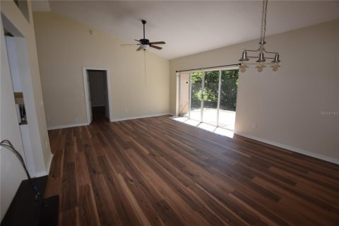 Casa en alquiler en Winter Springs, Florida, 3 dormitorios, 130.16 m2 № 1883232 - foto 12
