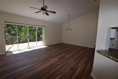 Casa en alquiler en Winter Springs, Florida, 3 dormitorios, 130.16 m2 № 1883232 - foto 9