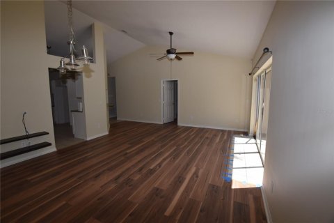 Casa en alquiler en Winter Springs, Florida, 3 dormitorios, 130.16 m2 № 1883232 - foto 11