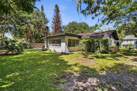 House in Orlando, Florida 3 bedrooms, 162.3 sq.m. № 2393423 - photo 7
