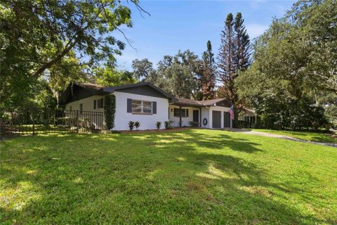 House in Orlando, Florida 3 bedrooms, 162.3 sq.m. № 2393423 - photo 3