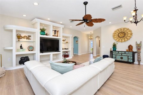 Villa ou maison à vendre à Punta Gorda, Floride: 3 chambres, 174.56 m2 № 2396479 - photo 12