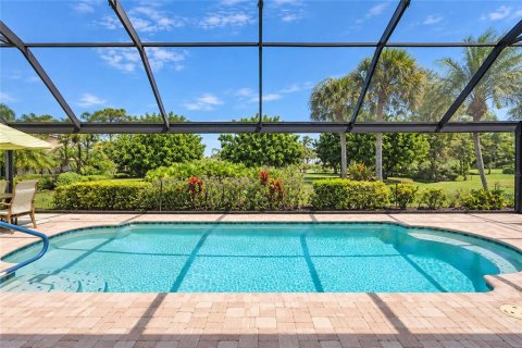 Villa ou maison à vendre à Punta Gorda, Floride: 3 chambres, 174.56 m2 № 2396479 - photo 4