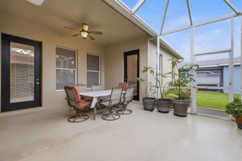 Villa ou maison à vendre à Port St. Lucie, Floride: 4 chambres, 191.01 m2 № 2407697 - photo 17
