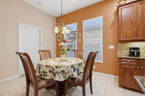 Villa ou maison à vendre à Port St. Lucie, Floride: 4 chambres, 191.01 m2 № 2407697 - photo 16