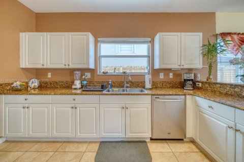 Casa en venta en Homestead, Florida, 5 dormitorios, 250.19 m2 № 1871360 - foto 14