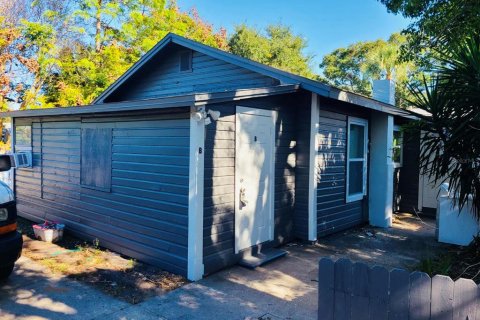 Immobilier commercial à Largo, Floride 5 chambres, 116.5 m2 № 2410358