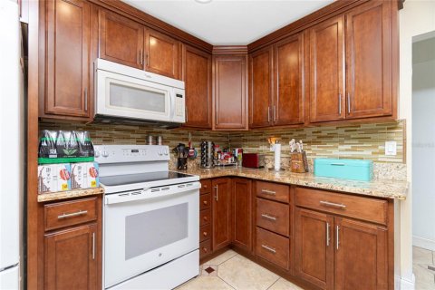 Casa en venta en Port Charlotte, Florida, 3 dormitorios, 152.64 m2 № 1817907 - foto 15