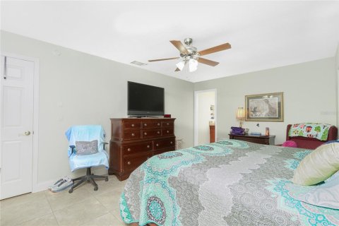 Casa en venta en Port Charlotte, Florida, 3 dormitorios, 152.64 m2 № 1817907 - foto 20