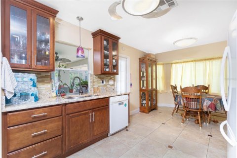 Casa en venta en Port Charlotte, Florida, 3 dormitorios, 152.64 m2 № 1817907 - foto 11