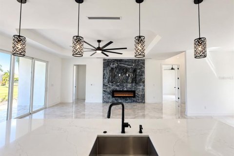 Casa en venta en Punta Gorda, Florida, 4 dormitorios, 188.78 m2 № 2381294 - foto 30