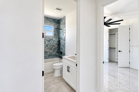 Casa en venta en Punta Gorda, Florida, 4 dormitorios, 188.78 m2 № 2381294 - foto 18