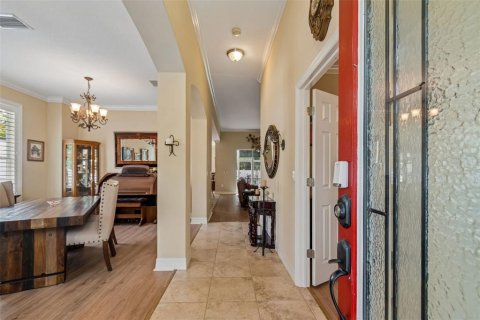 House in Pinellas Park, Florida 4 bedrooms, 181.81 sq.m. № 2222088 - photo 11