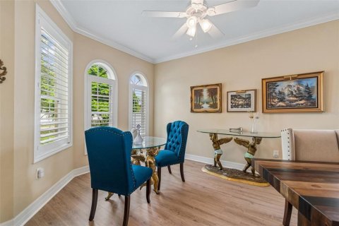 House in Pinellas Park, Florida 4 bedrooms, 181.81 sq.m. № 2222088 - photo 13
