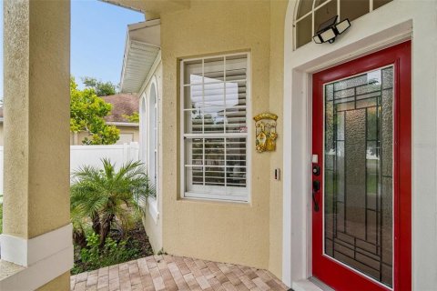 House in Pinellas Park, Florida 4 bedrooms, 181.81 sq.m. № 2222088 - photo 9
