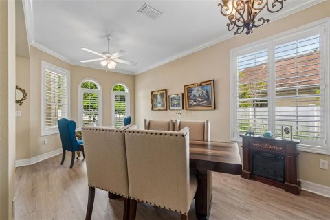House in Pinellas Park, Florida 4 bedrooms, 181.81 sq.m. № 2222088 - photo 18