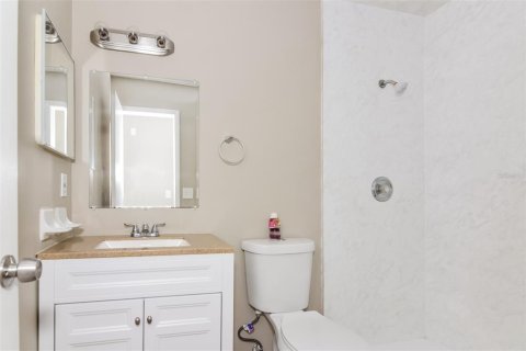 Casa en alquiler en Tarpon Springs, Florida, 3 dormitorios, 147.34 m2 № 1573048 - foto 13