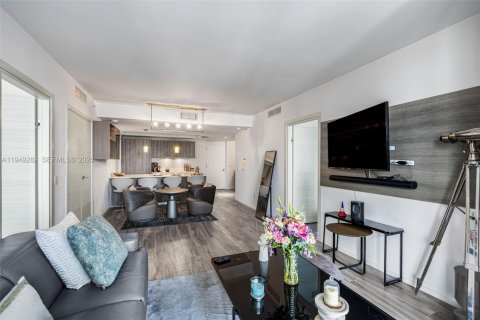 Купить кондоминиум в Майами, Флорида 2 спальни, 116.41м2, № 2005267 - фото 8