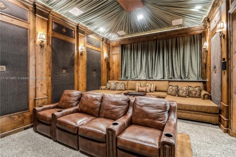 Casa en venta en Boca Raton, Florida, 7 dormitorios, 1058.62 m2 № 2013468 - foto 15