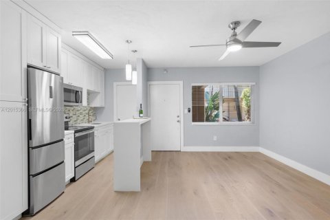 Condo à South Miami, Floride, 1 chambre № 2171360