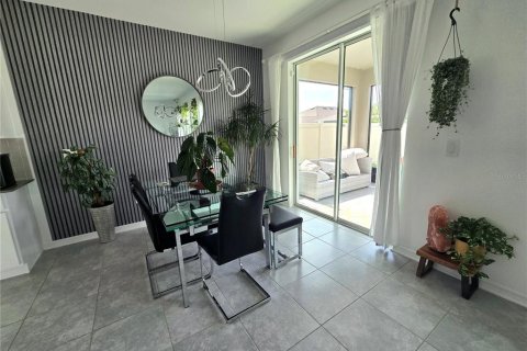 Villa ou maison à vendre à Kissimmee, Floride: 4 chambres, 171.22 m2 № 2148083 - photo 10